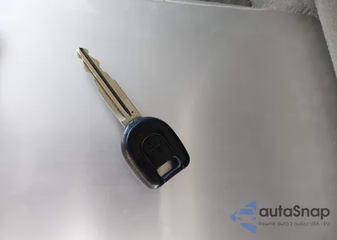 2002 Mitsubishi Montero Sport Es/Ls z USA, uszkodzony, nr VIN JA4LS21H02J068507